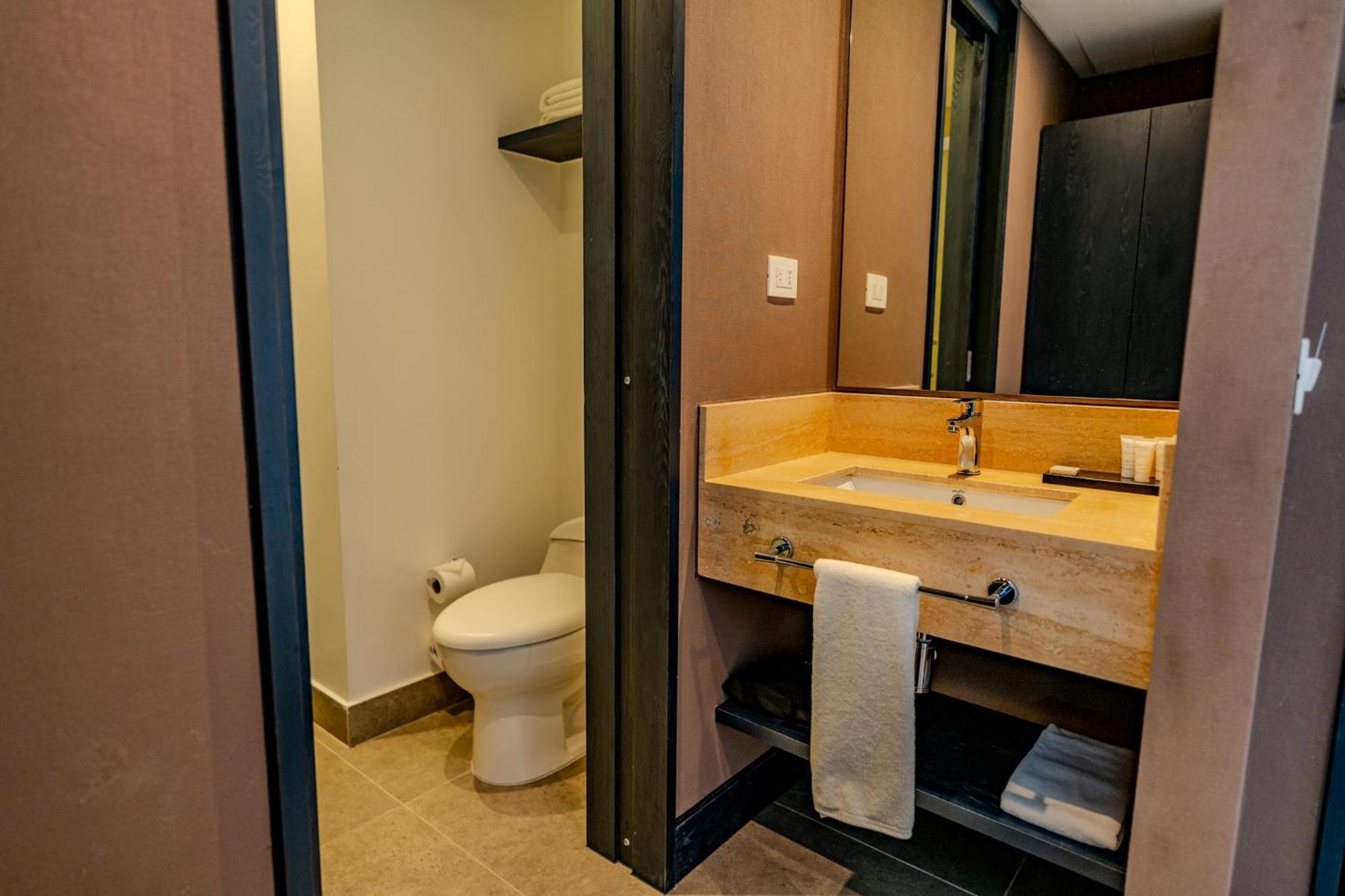 Hampton By Hilton Santiago Las Condes Экстерьер фото